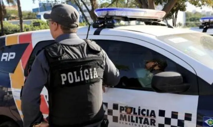 Mulher é mantida presa na casa de homem com quem teve 'date'.