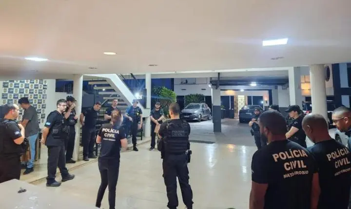Polícia Civil desarticula célula de facção criminosa que promovia treinamento armado para membros em MT.