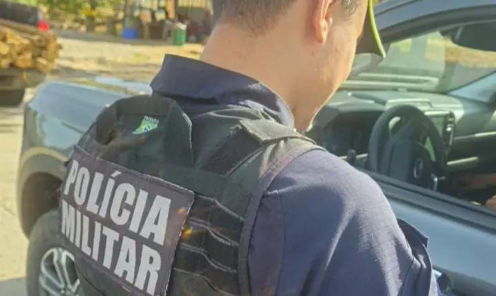 Polícia Militar prende três homens suspeitos por homicídio no município de Tangará da Serra.