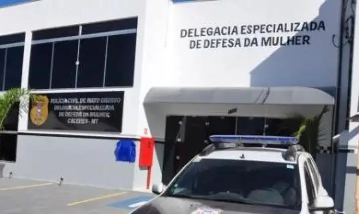 Policial civil é denunciado por assediar funcionária dentro da Delegacia da Mulher.