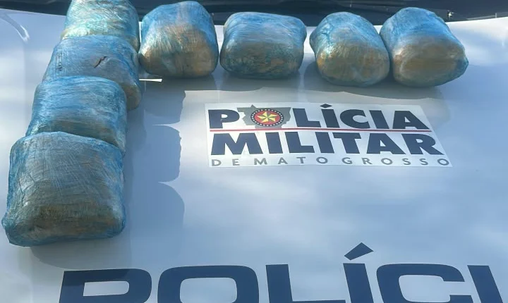 Polícias Militares de MT e Goiás prendem mulher e apreendem 25 quilos de skank em rodovia.
