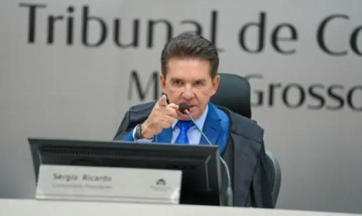 Presidente do TCE e mais 5 são presos pela PF.