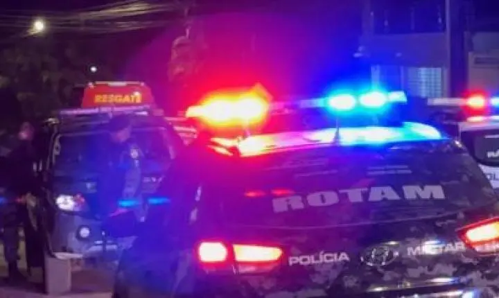 Rotam prende dois por tráfico de drogas.